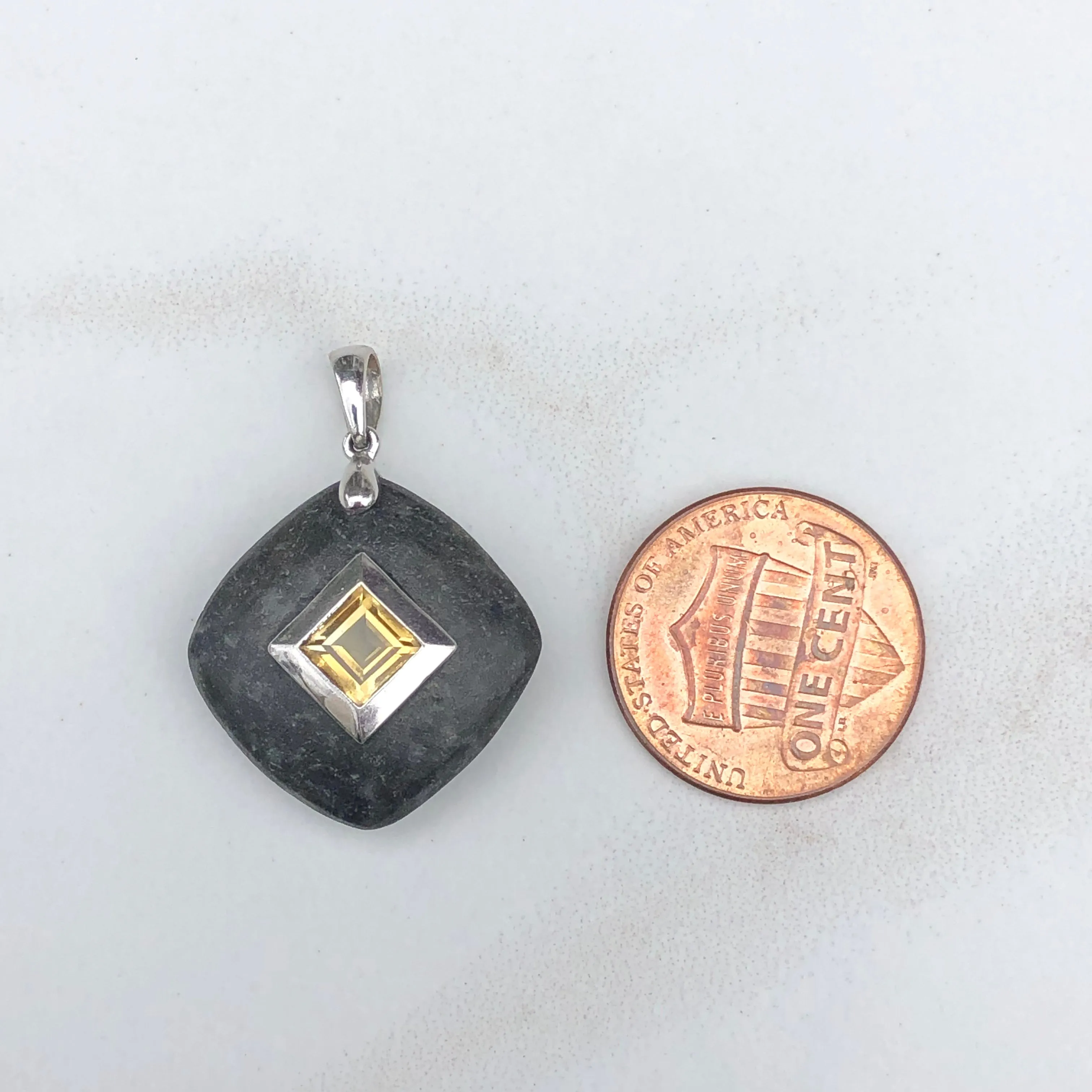 14KT White Gold Black Gray Stone   Citrine Pendant