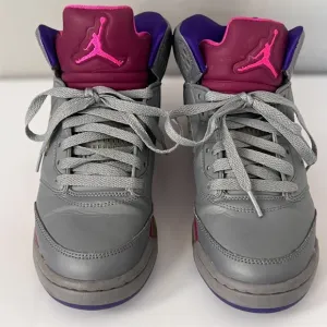 Air Jordan 5 Retro Cement Grey Pink Purple 440892 009 Youth Size 5.5Y