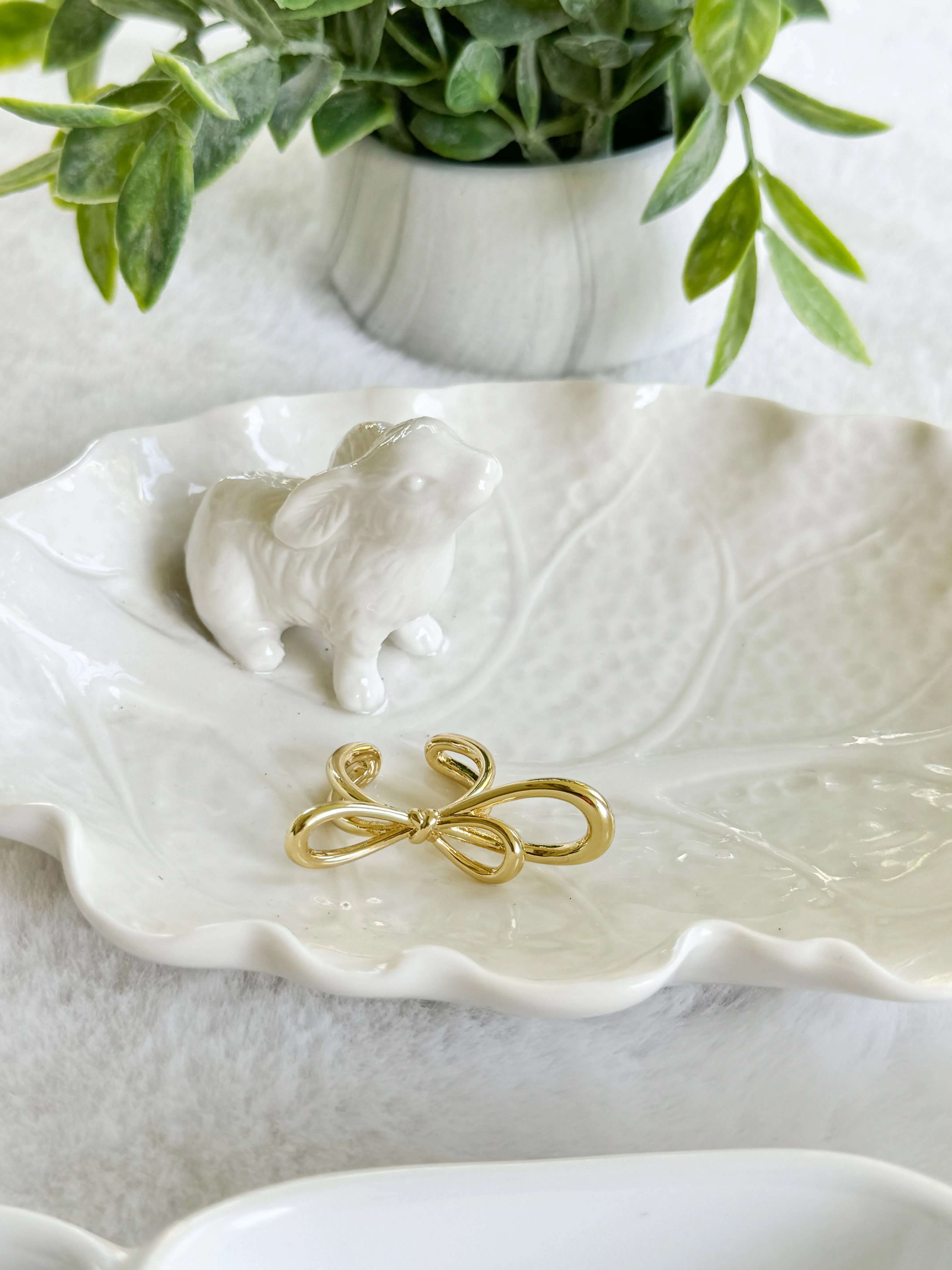 Alice ring