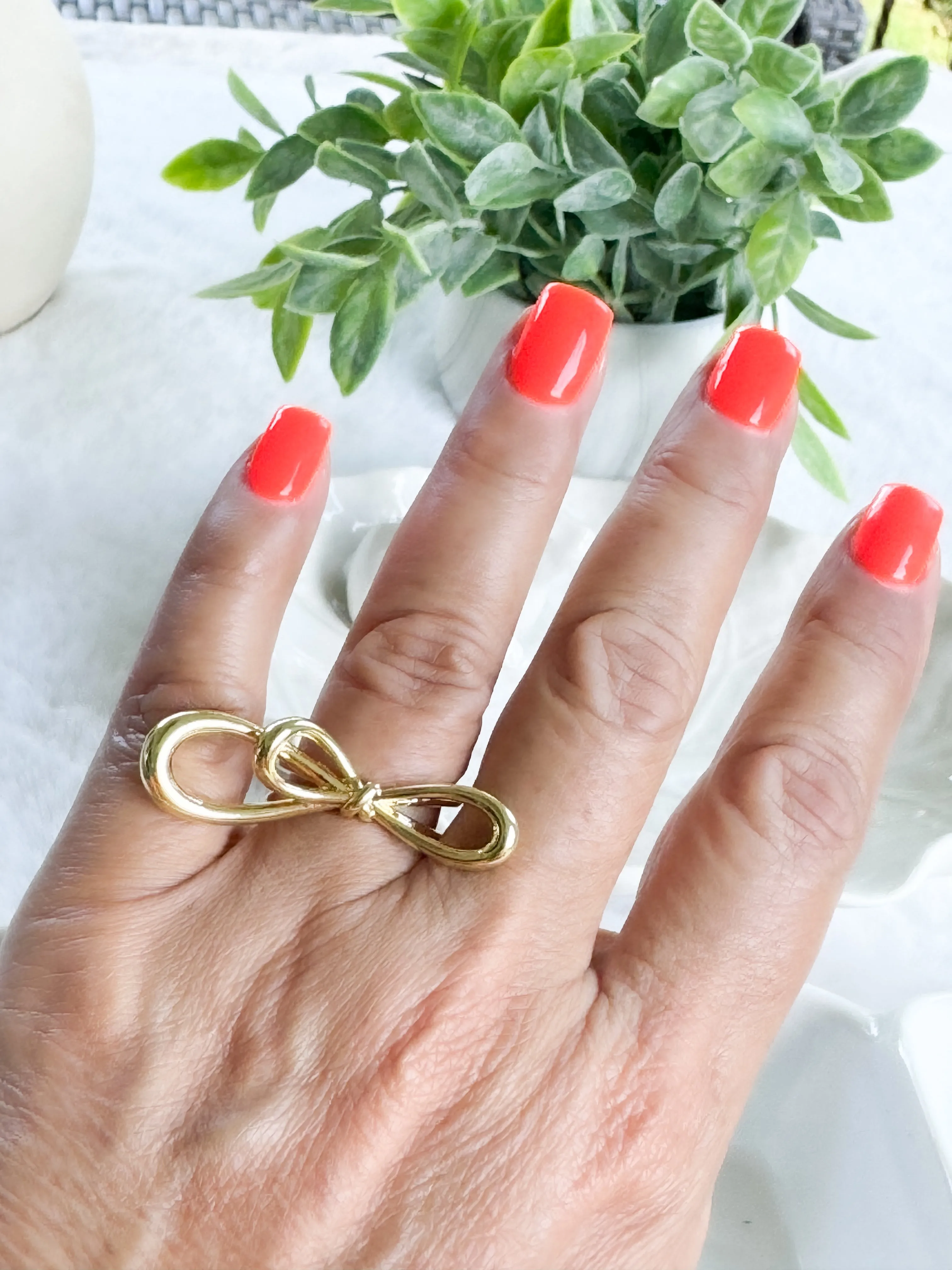 Alice ring