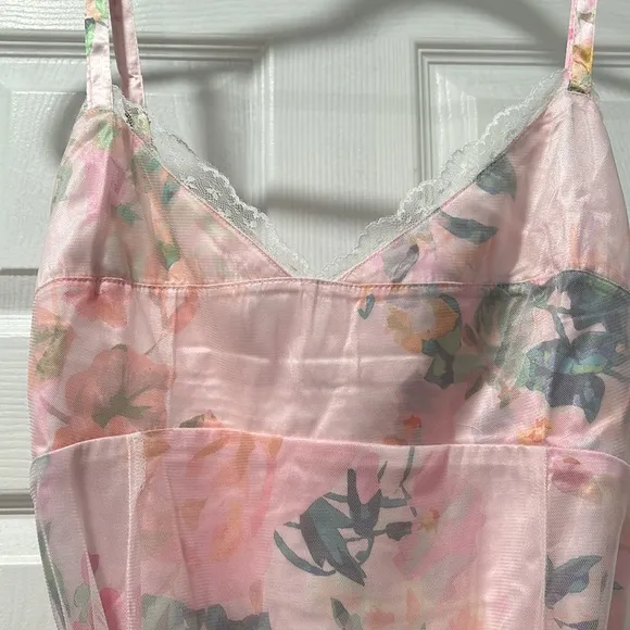 Anthropologie Elegant Pink Floral Nightgown