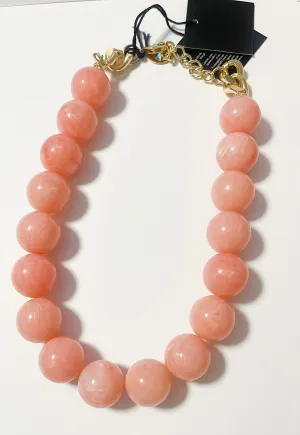Antúra balloon  necklace