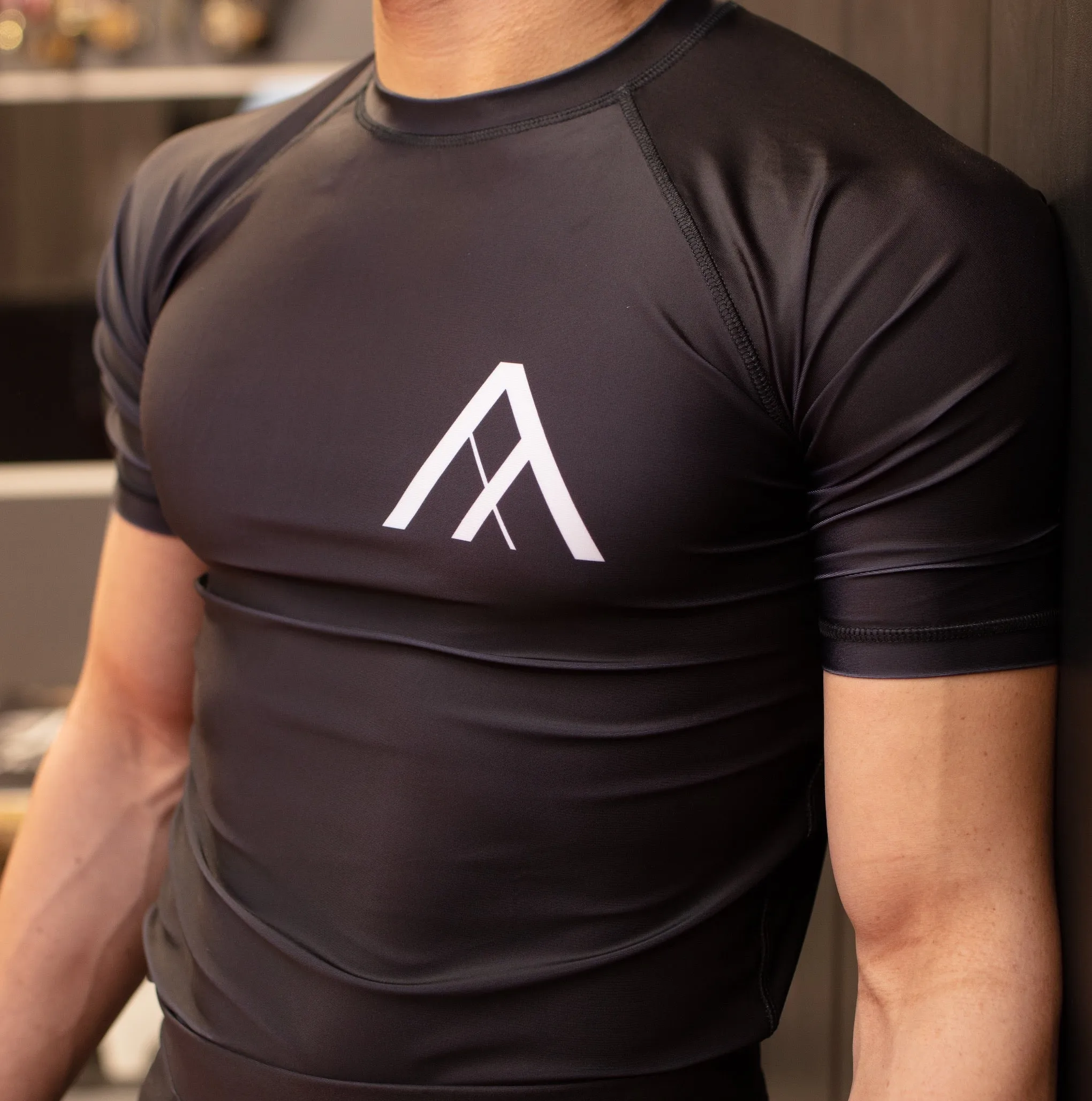 Ashi Black Rashguard- Short Sleeve