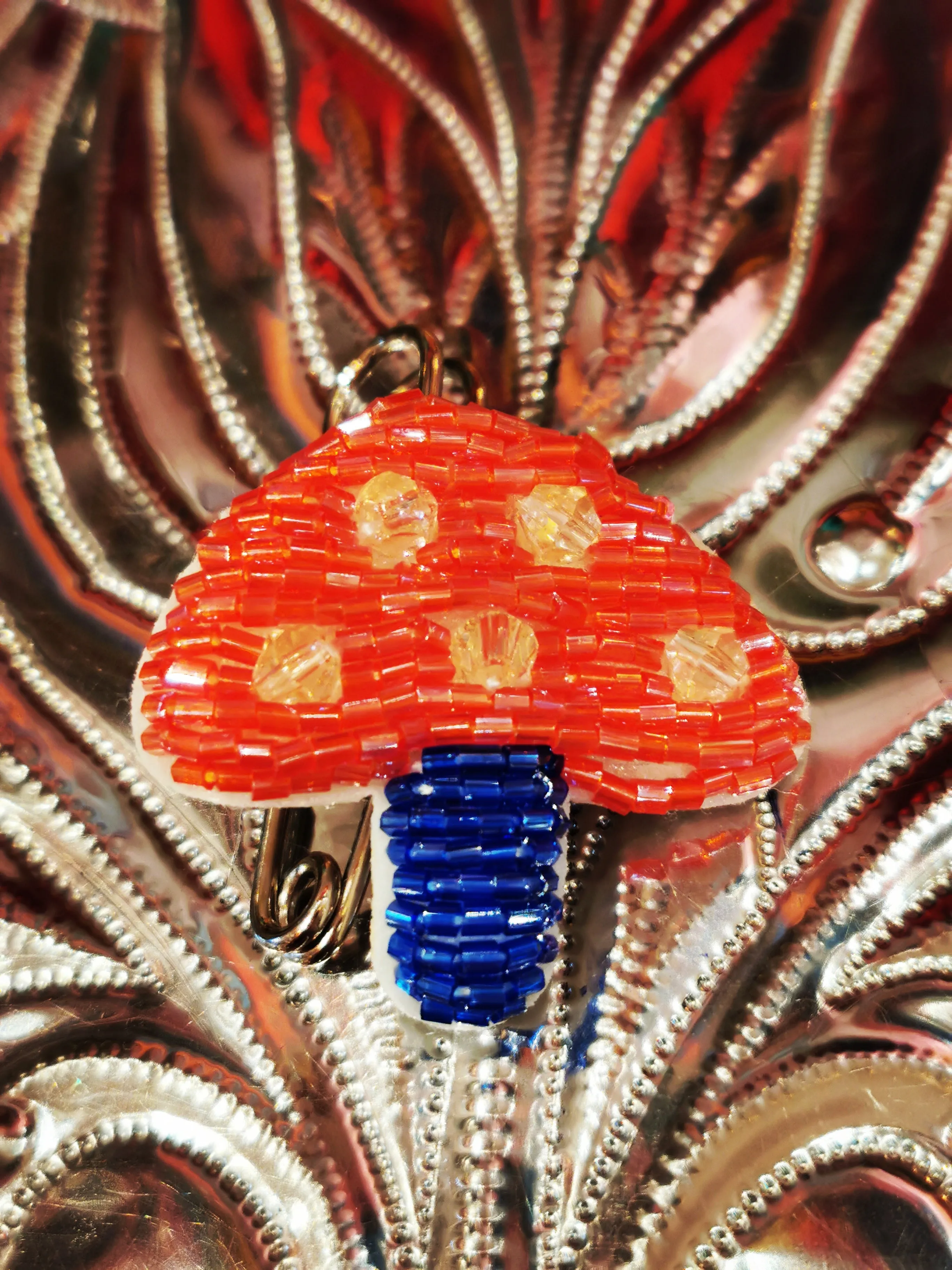Beaded toadstool pin