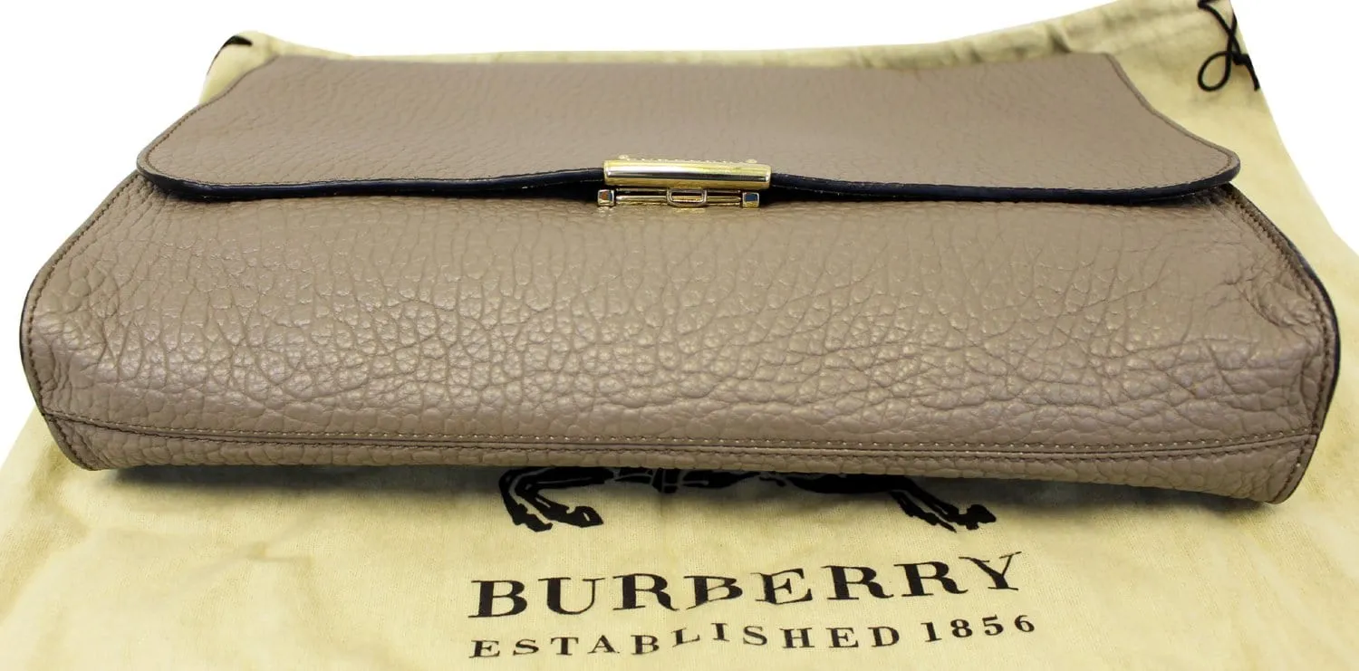 BURBERRY Heritage Sonnet Grain Leather Large Clutch - Sale