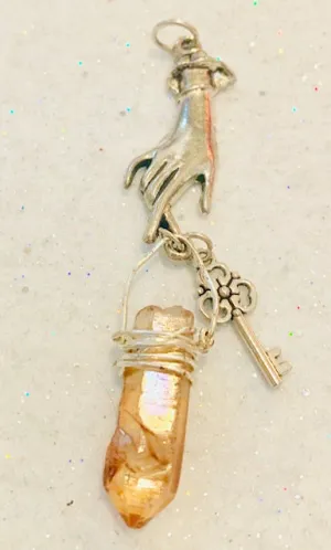 Cave of Proverbs Quartz Pendulum