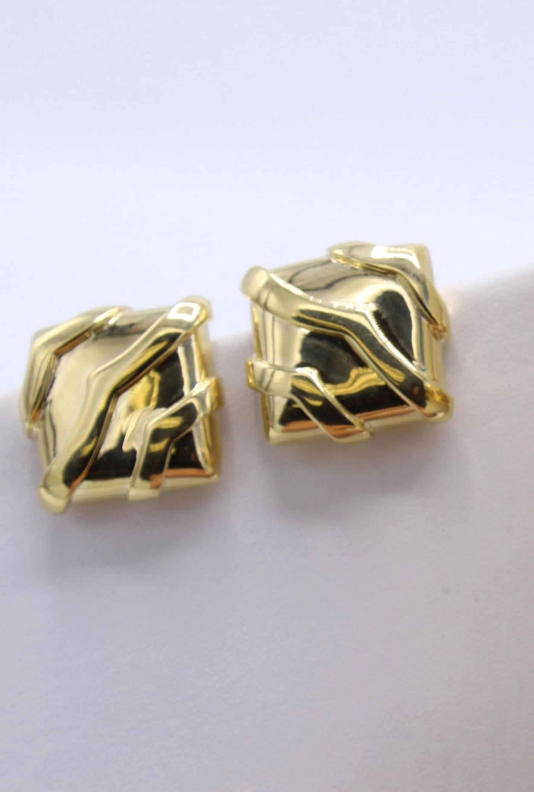David Webb 18 Karat Gold Ear Clips