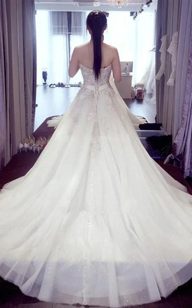Elegant Sweetheart Beaded Appliques A Line Court Train Wedding Dress