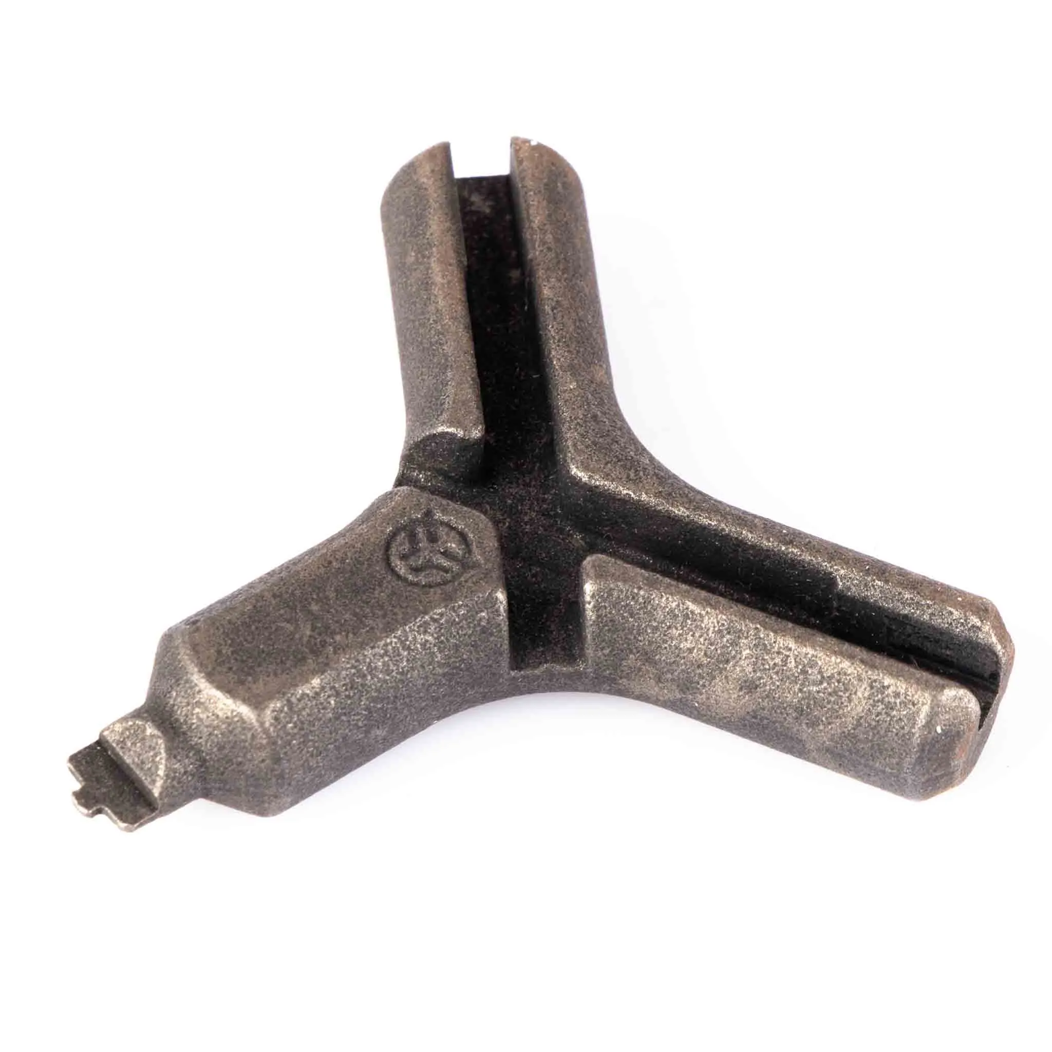 Federal Stance Spoke Key - Distressed Black