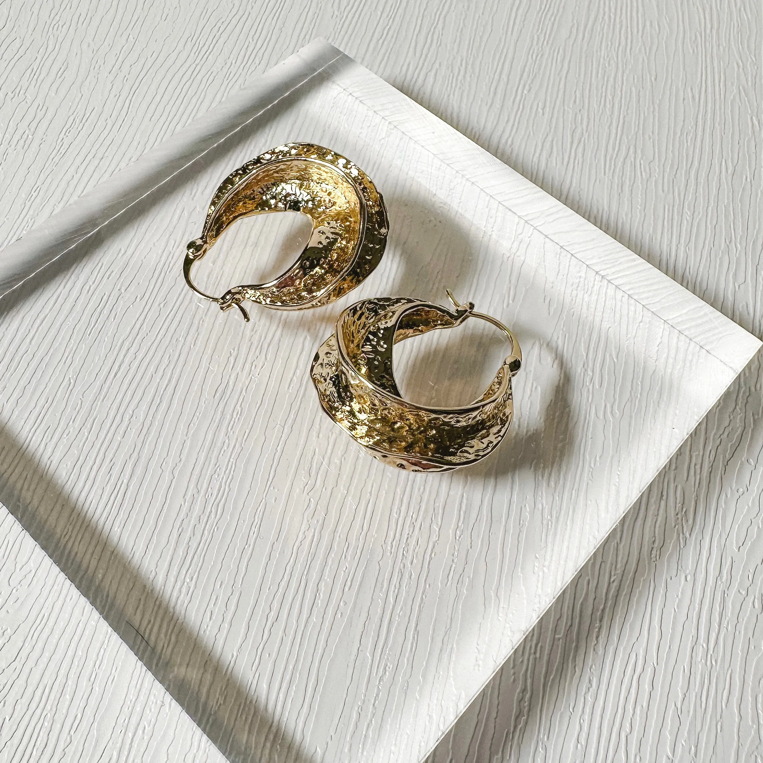 Gold Hammered Pincatch Hoop Earrings