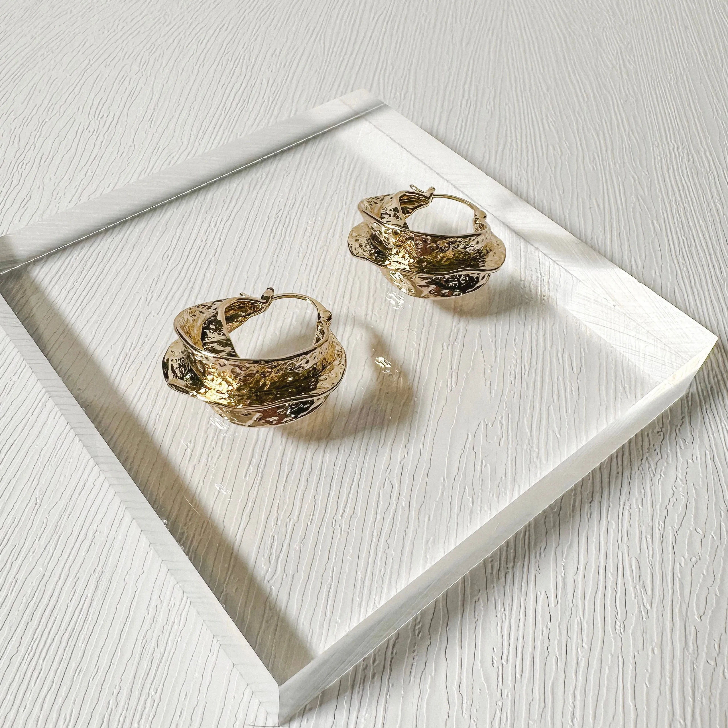 Gold Hammered Pincatch Hoop Earrings