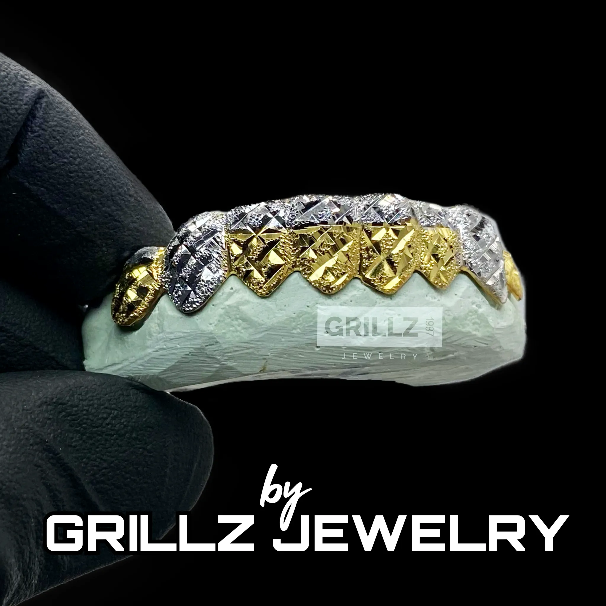 Grillz with shiny two tone colors
