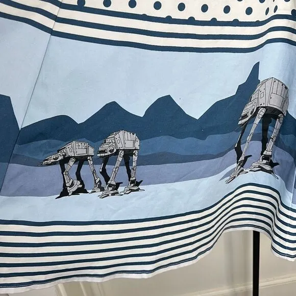 Her Universe Star Wars AT-AT Retro Skirt Small Nwot