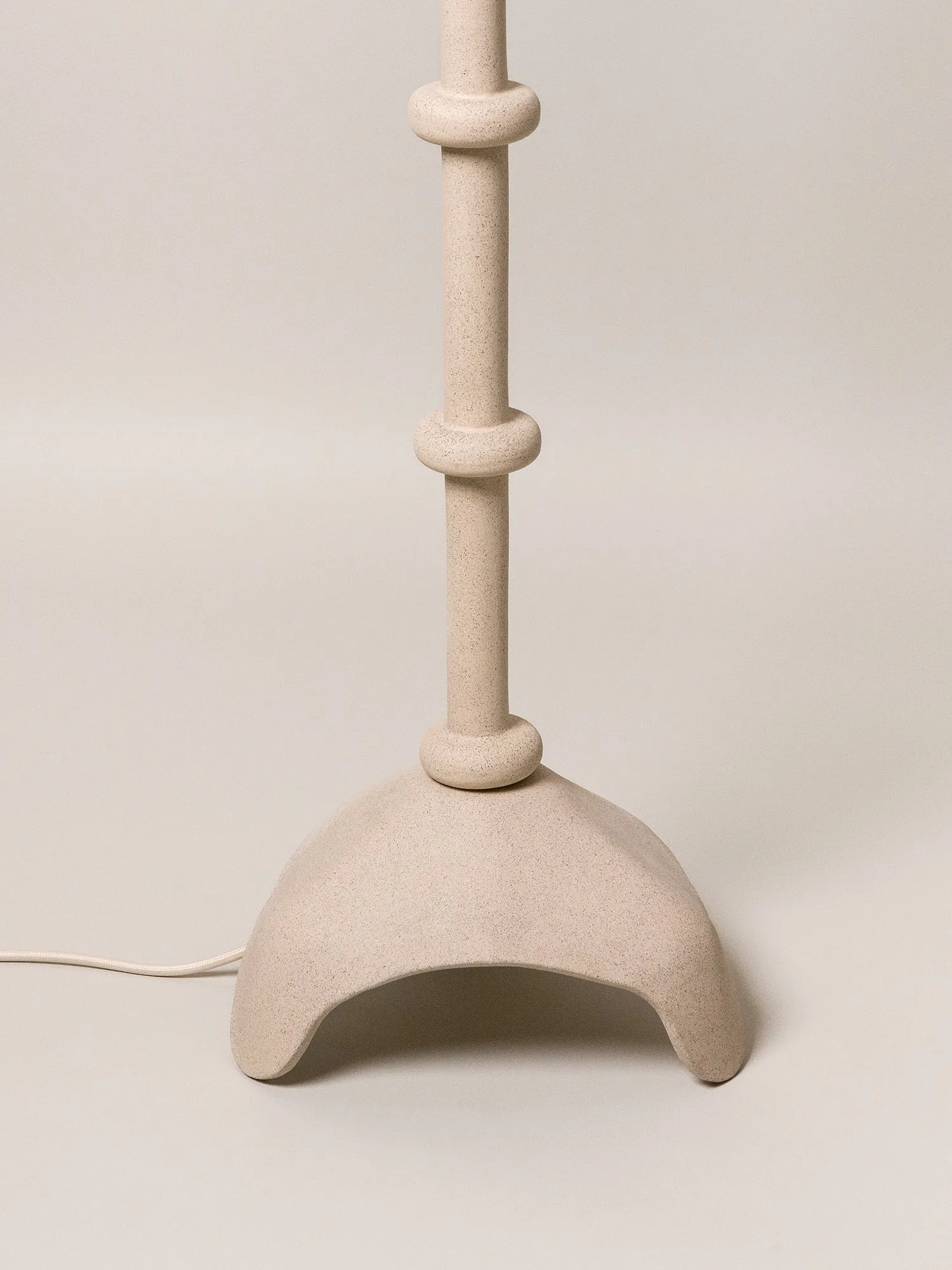 Kyo Floor Lamp, Sand