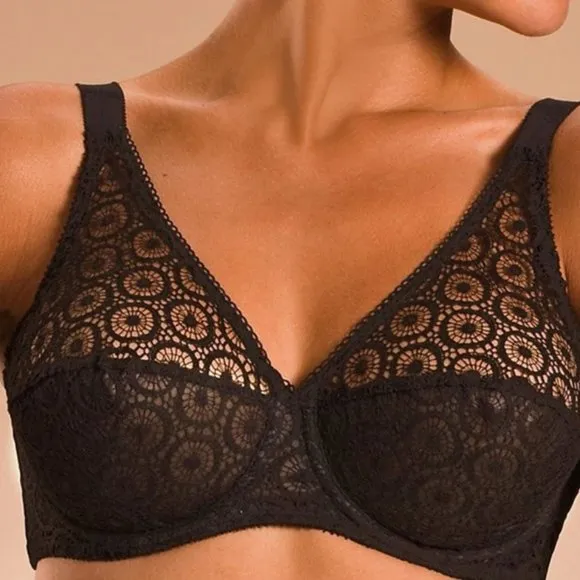 New Chantelle Fete Underwire Bra 1960 in Black