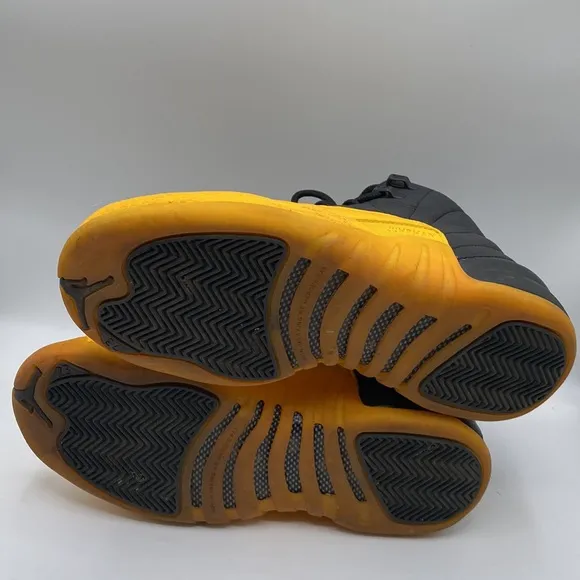 Nike Air Jordan 12 Retro University Gold 2020 153265-070 Size 6Y