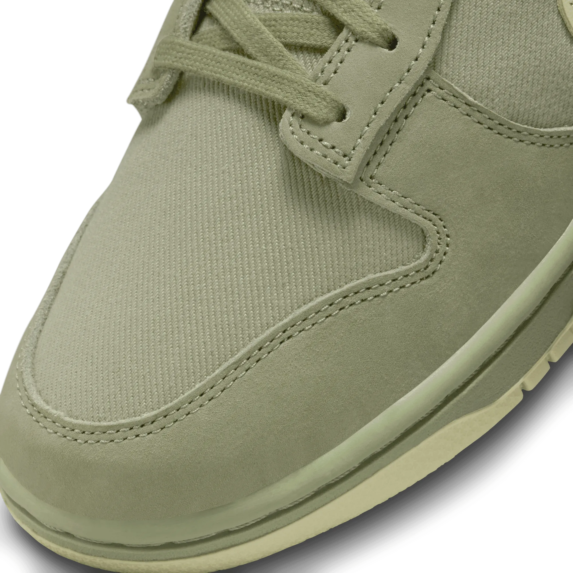 NIKE DUNK LOW RETRO PRM