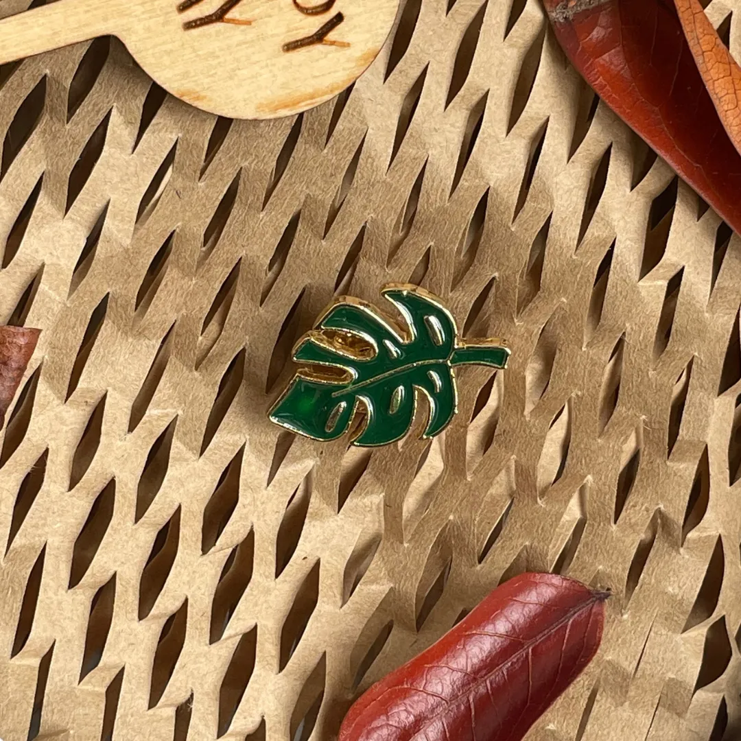 Pin Collection | MONSTERA ENAMEL PIN