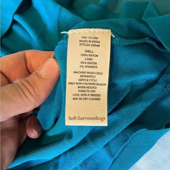 Soft Surroundings 2 Piece Set, Silky Turquoise Camisole w/Sheer Button Up, Sz M