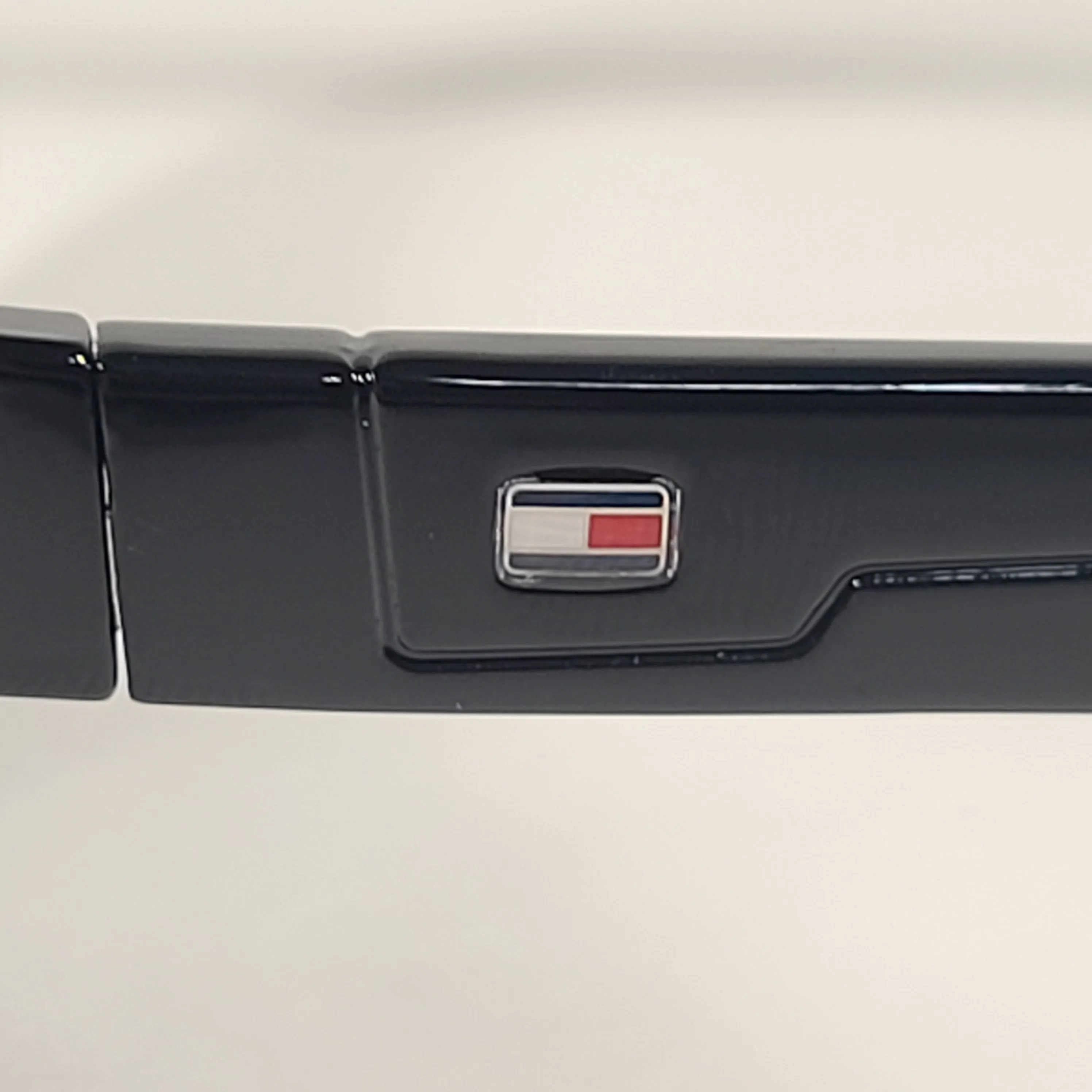 Tommy Hilfiger Wilson Rectangular Sunglasses Shiny Black Gray Lens MP OM563