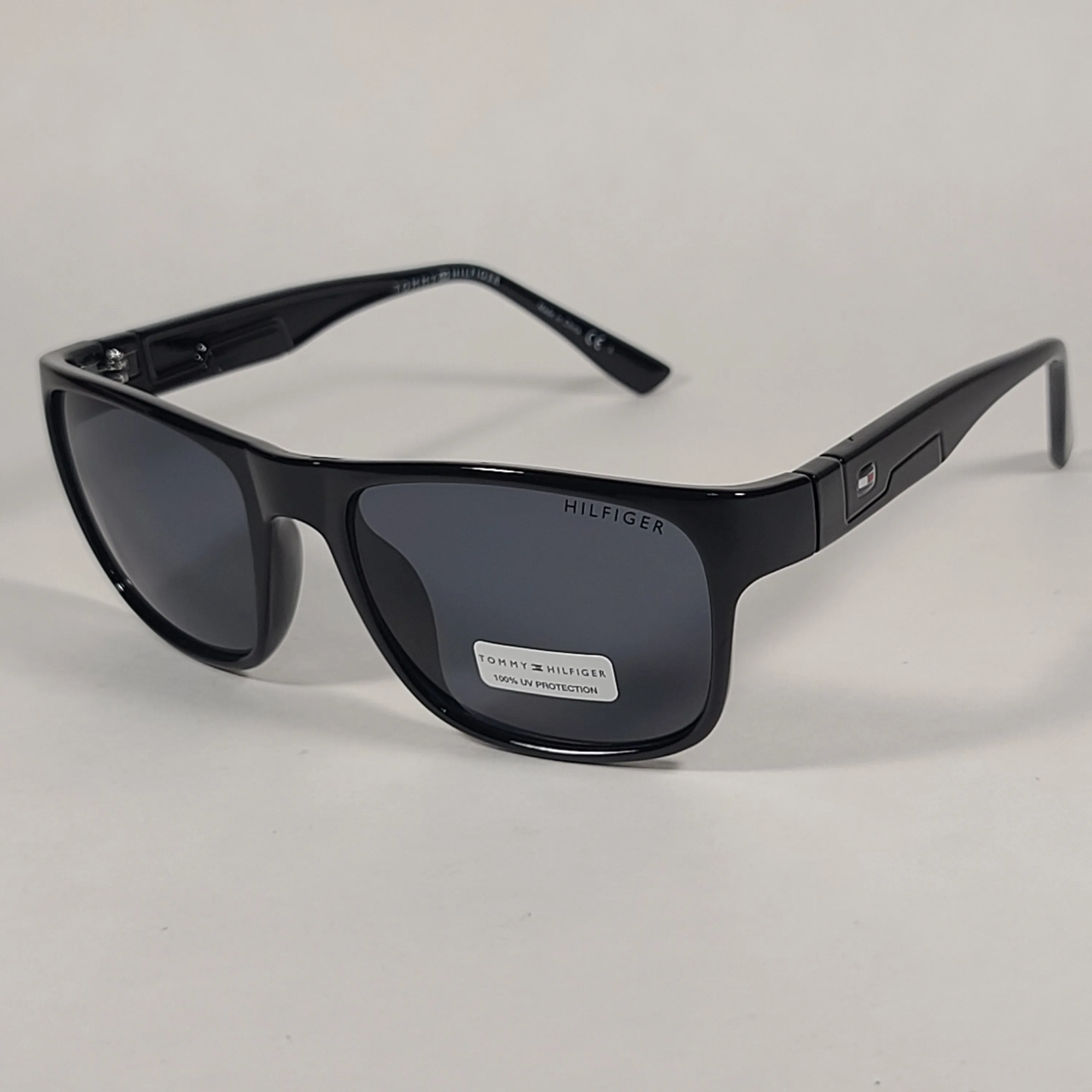 Tommy Hilfiger Wilson Rectangular Sunglasses Shiny Black Gray Lens MP OM563