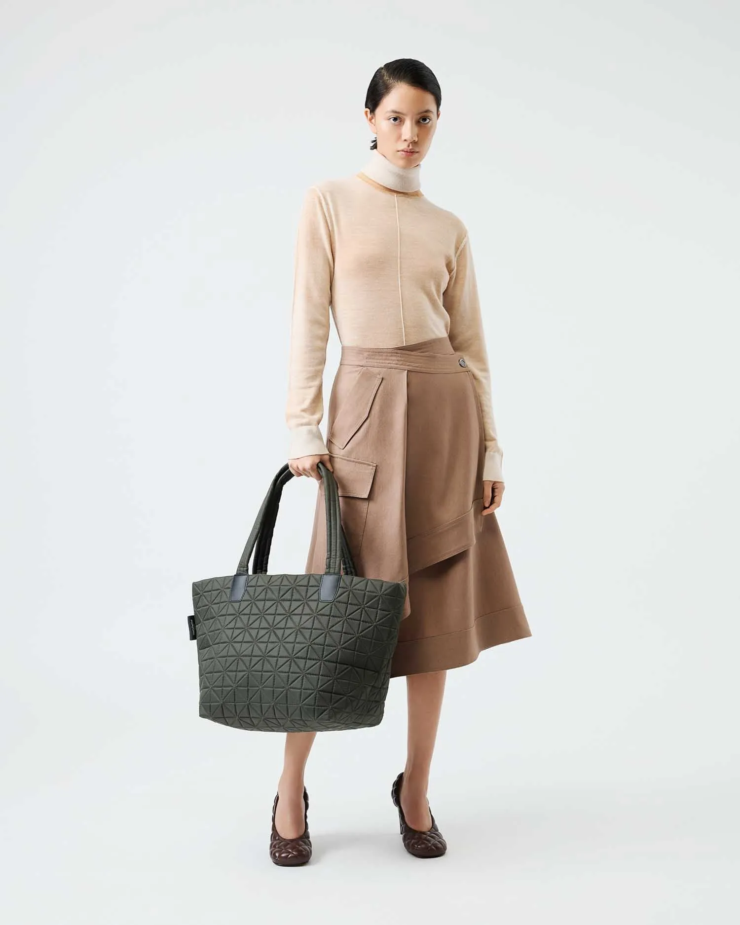 Vee Tote Medium Olive