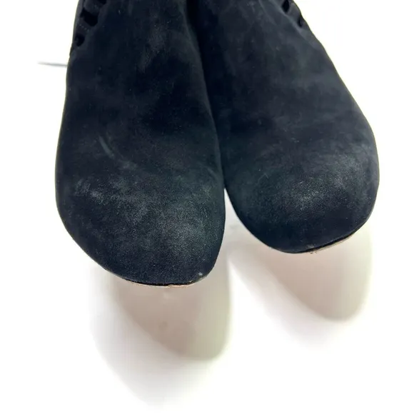 Via Spiga Suede Stiletto Heel Ankle Booties Cutout Side Detail Black Size 9
