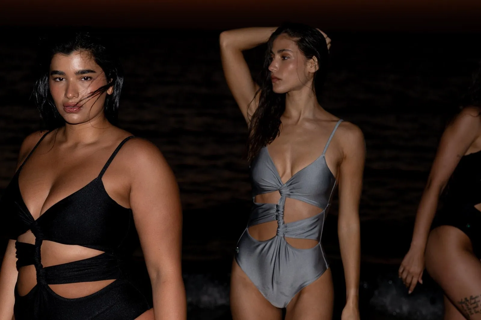 Wave One Piece Shiny Silver